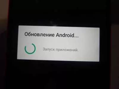 11 способов сделать телефон который не включается