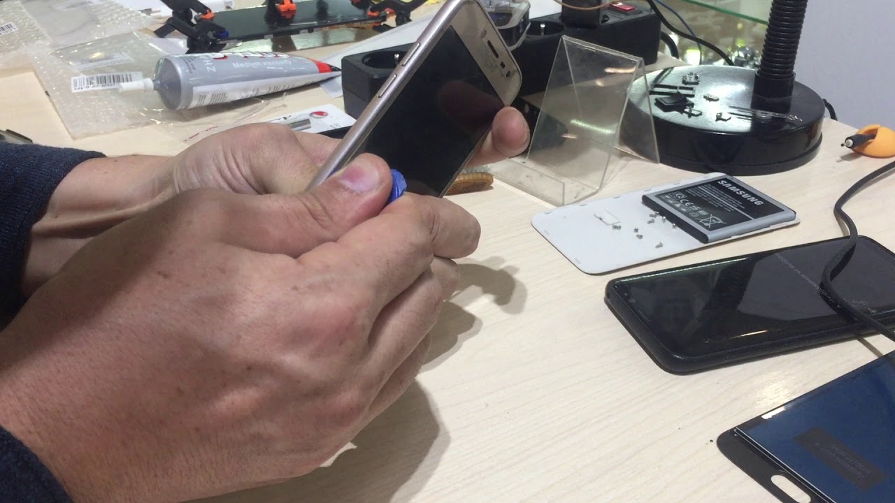 Как открыть заднюю панель телефона ml. как открыть телефон и снять заднюю крышку с xiaomi