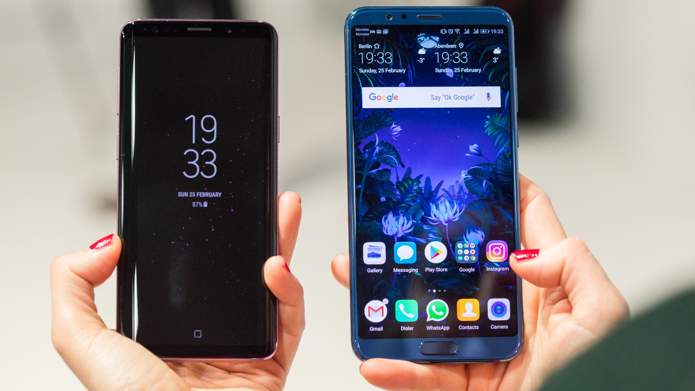 Какой хороший телефон хонор. Самсунг хонор 9s. Honor или Samsung. Honor vs Samsung. Телефон самсунг или хонор.